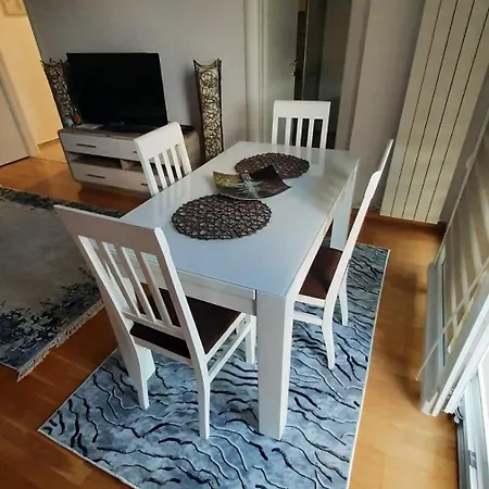 Apartamento Novi